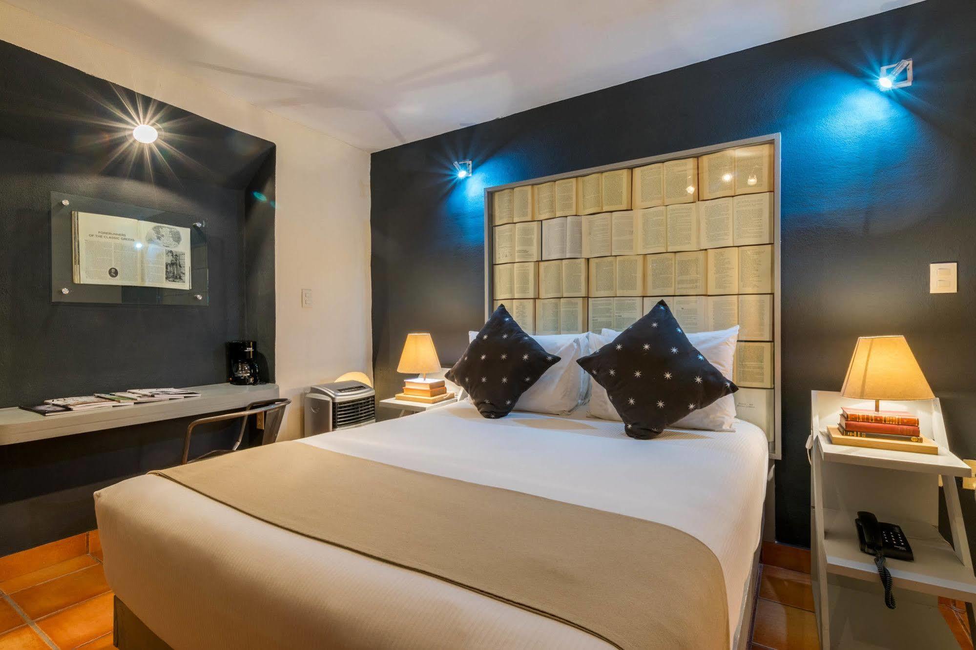 Hotel Damiana Boutique Керетаро Экстерьер фото