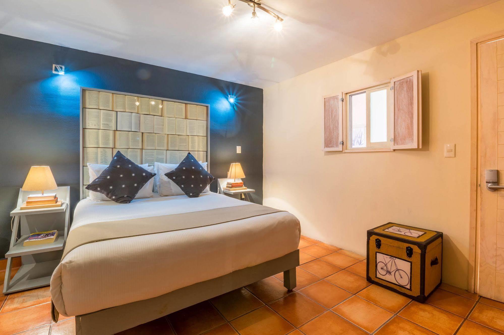 Hotel Damiana Boutique Керетаро Экстерьер фото